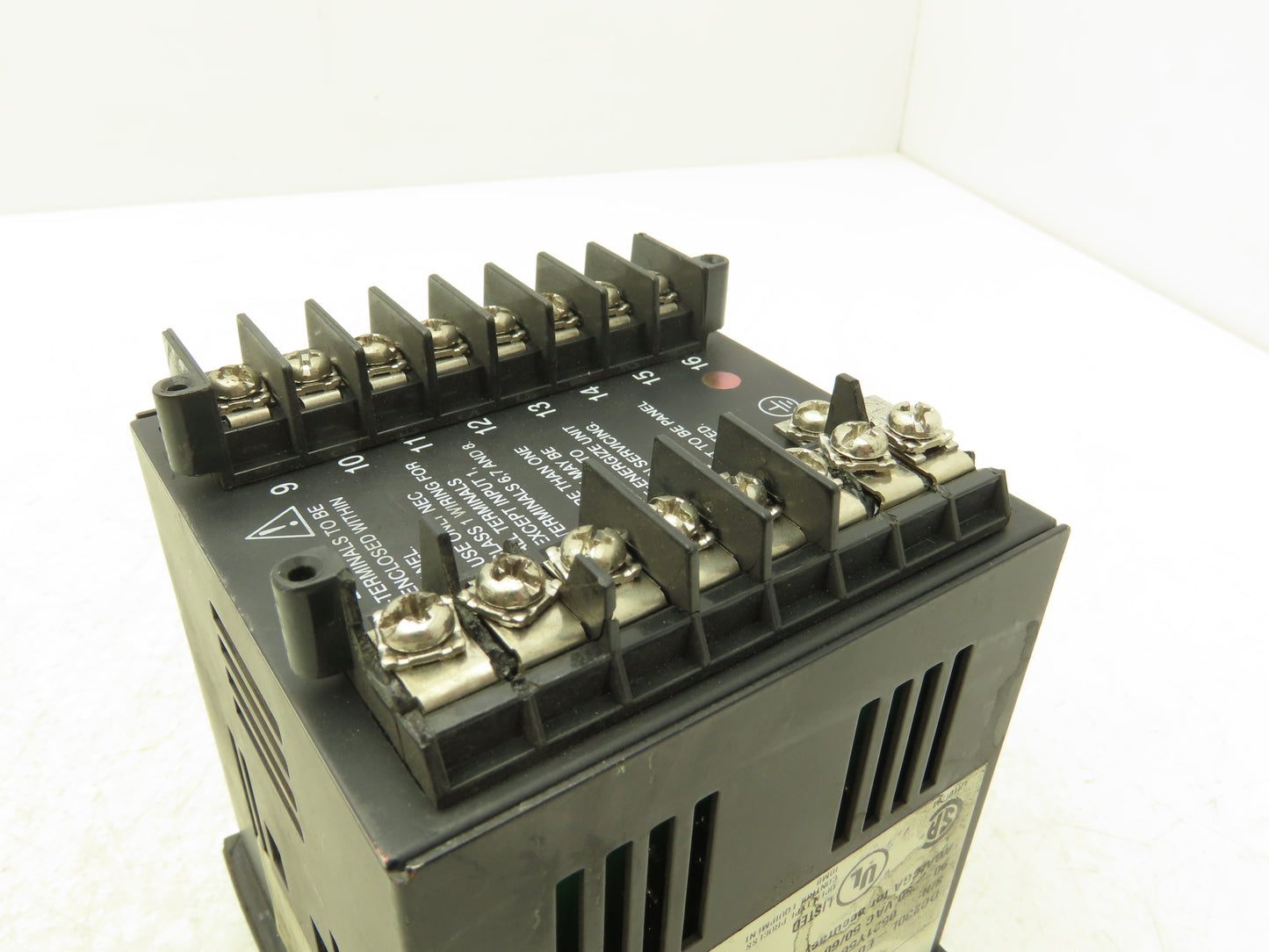 Honeywell UDC2300 Mini-Pro Temperature Controller DC230L-E0-00-10-0000000-00-0