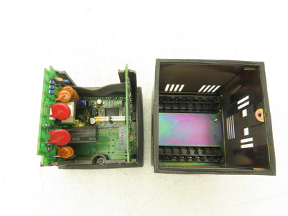 Honeywell UDC2300 Mini-Pro Temperature Controller DC230L-E0-00-10-0000000-00-0