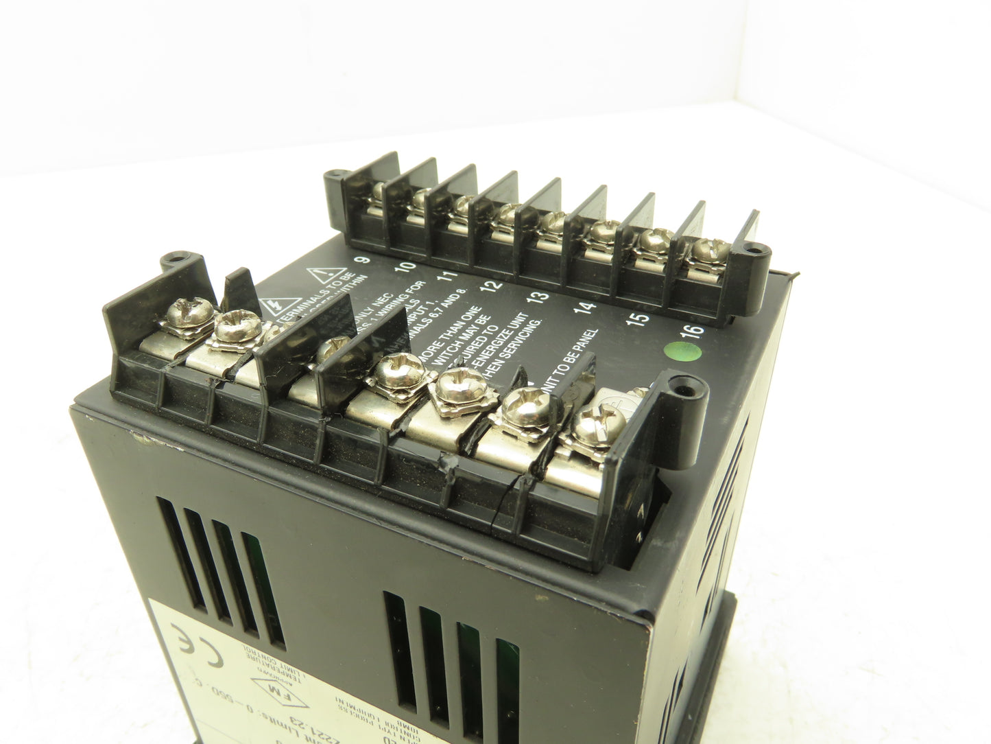 Honeywell UDC2300 Mini-Pro Temperature Controller DC230L-E0-00-10-0A00000-00-0