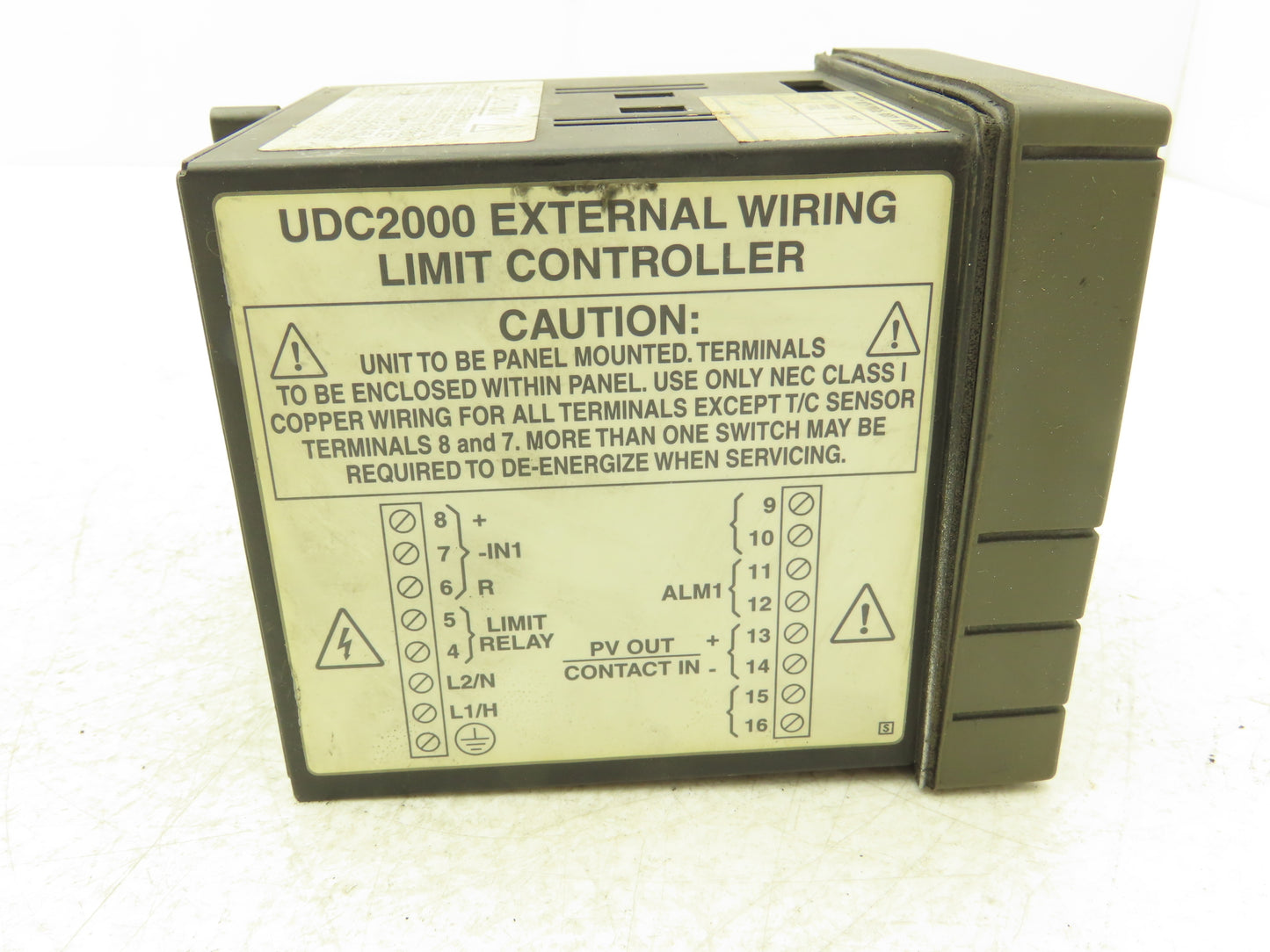Honeywell UDC2300 Mini-Pro Temperature Controller DC230L-E0-00-10-0000000-00-0