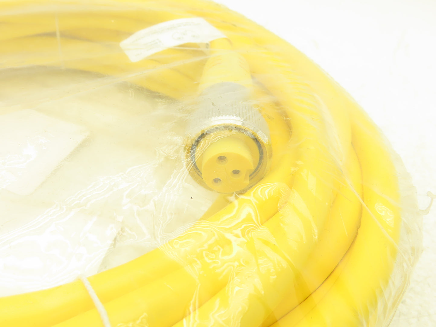 Mencom MIN-3FP-50 MIN Size I Cordset 3-Pole Female Straight Yellow 50' Cable