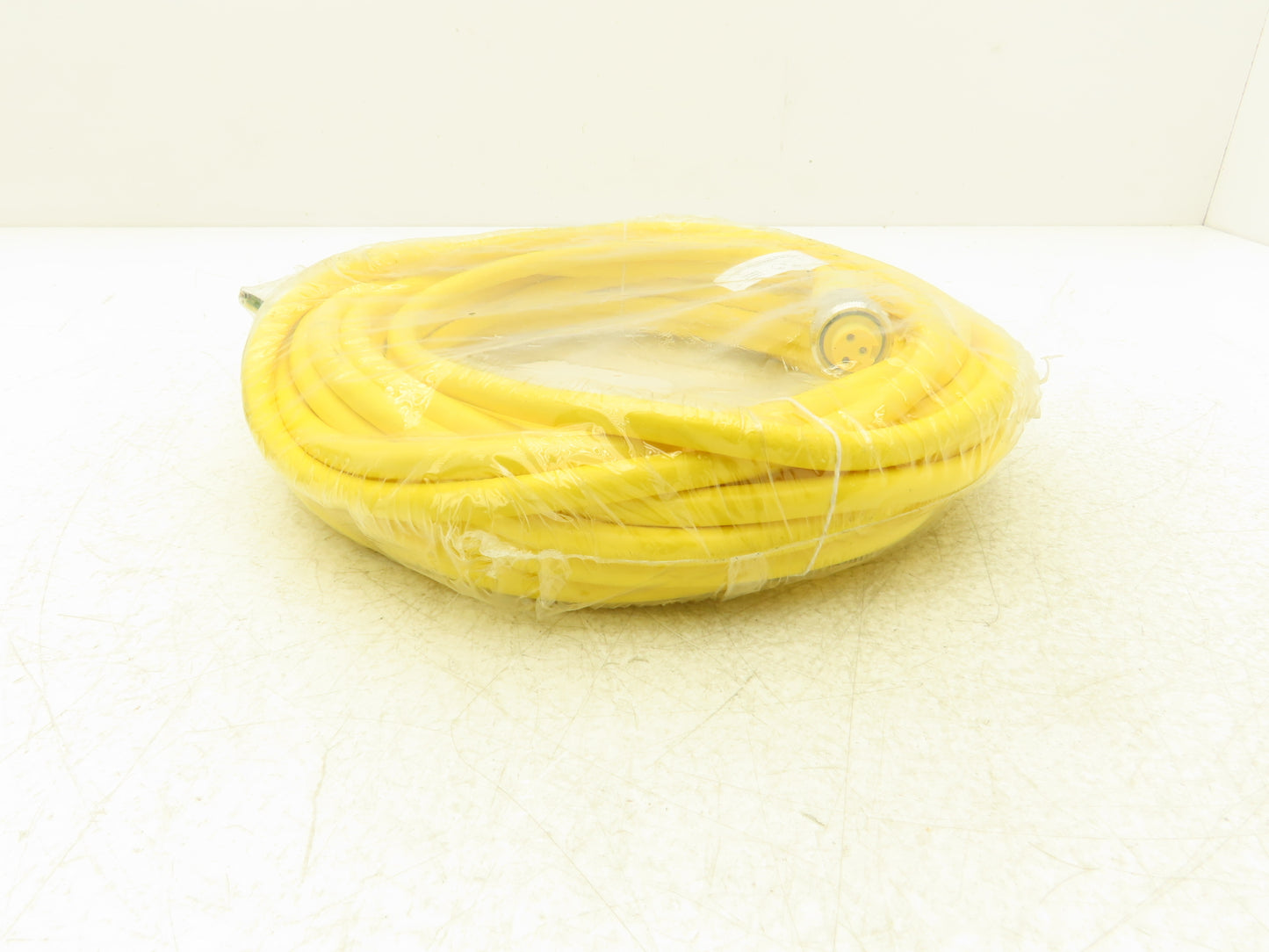 Mencom MIN-3FP-50 MIN Size I Cordset 3-Pole Female Straight Yellow 50' Cable