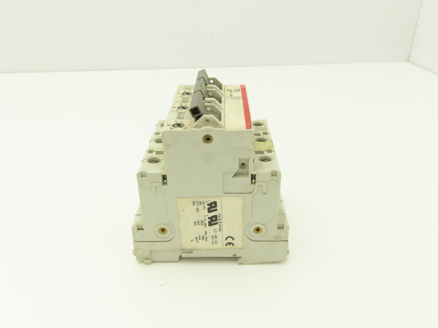 ABB S503-K32 3-Pole Circuit Breaker Adjustable 32A 690VAC 230/400V DIN Mountable