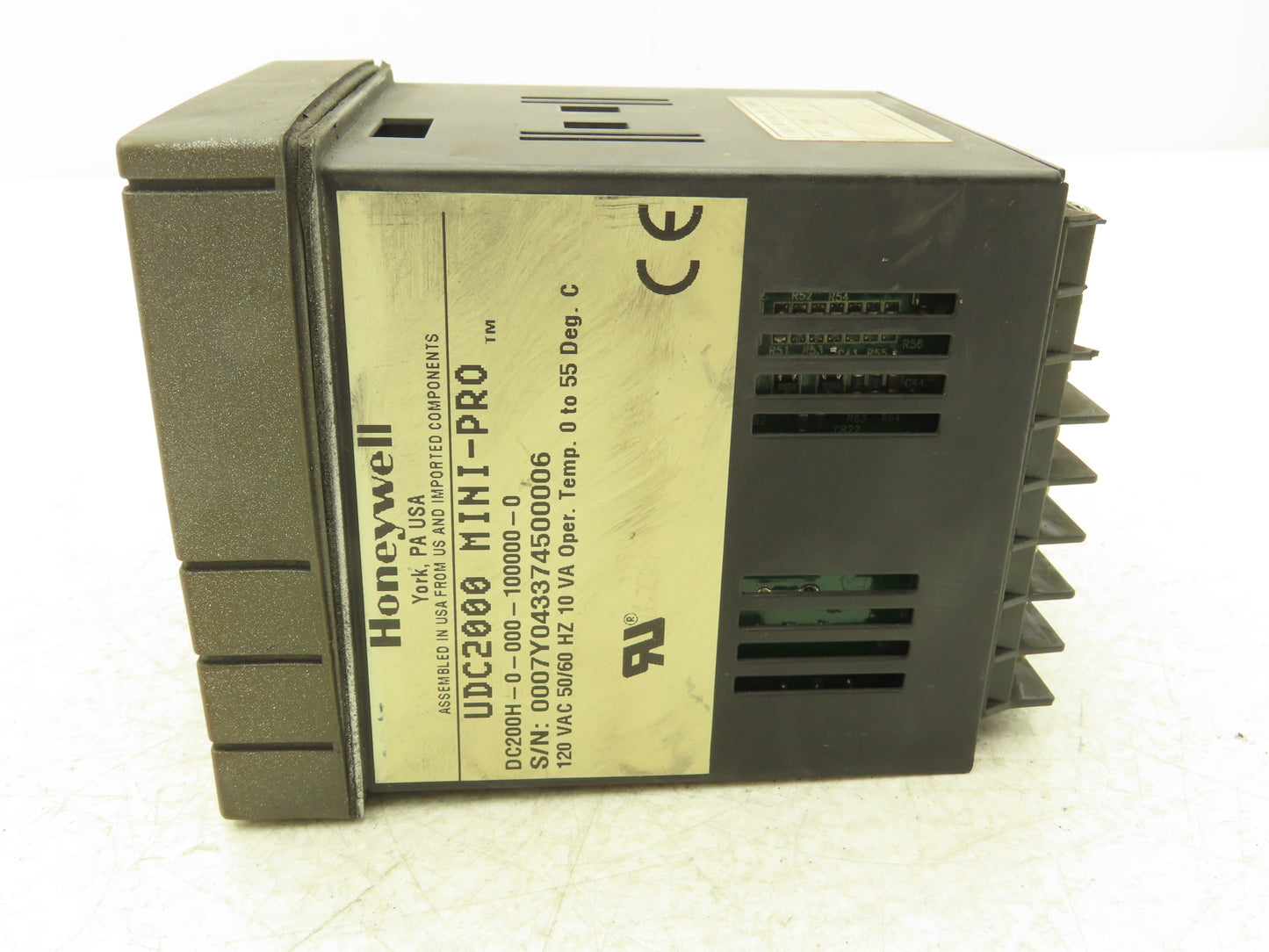 Honeywell UDC2000 Mini-Pro Temperature Controller 120VAC DC200H-0-000-10000-0