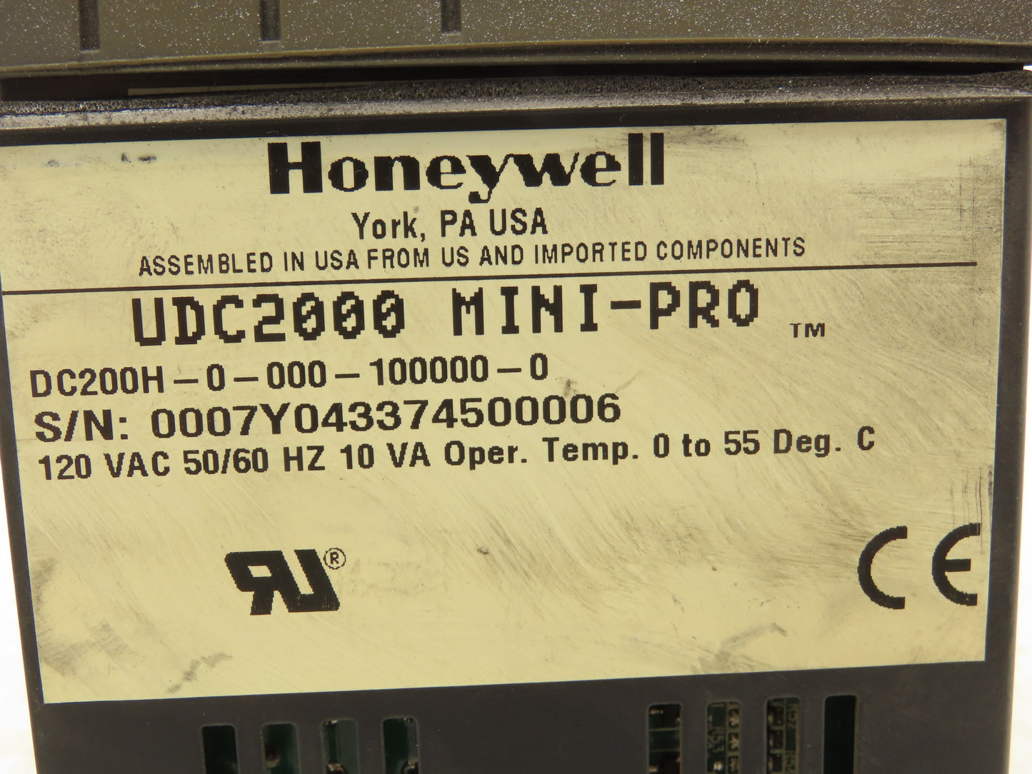 Honeywell UDC2000 Mini-Pro Temperature Controller 120VAC DC200H-0-000-10000-0