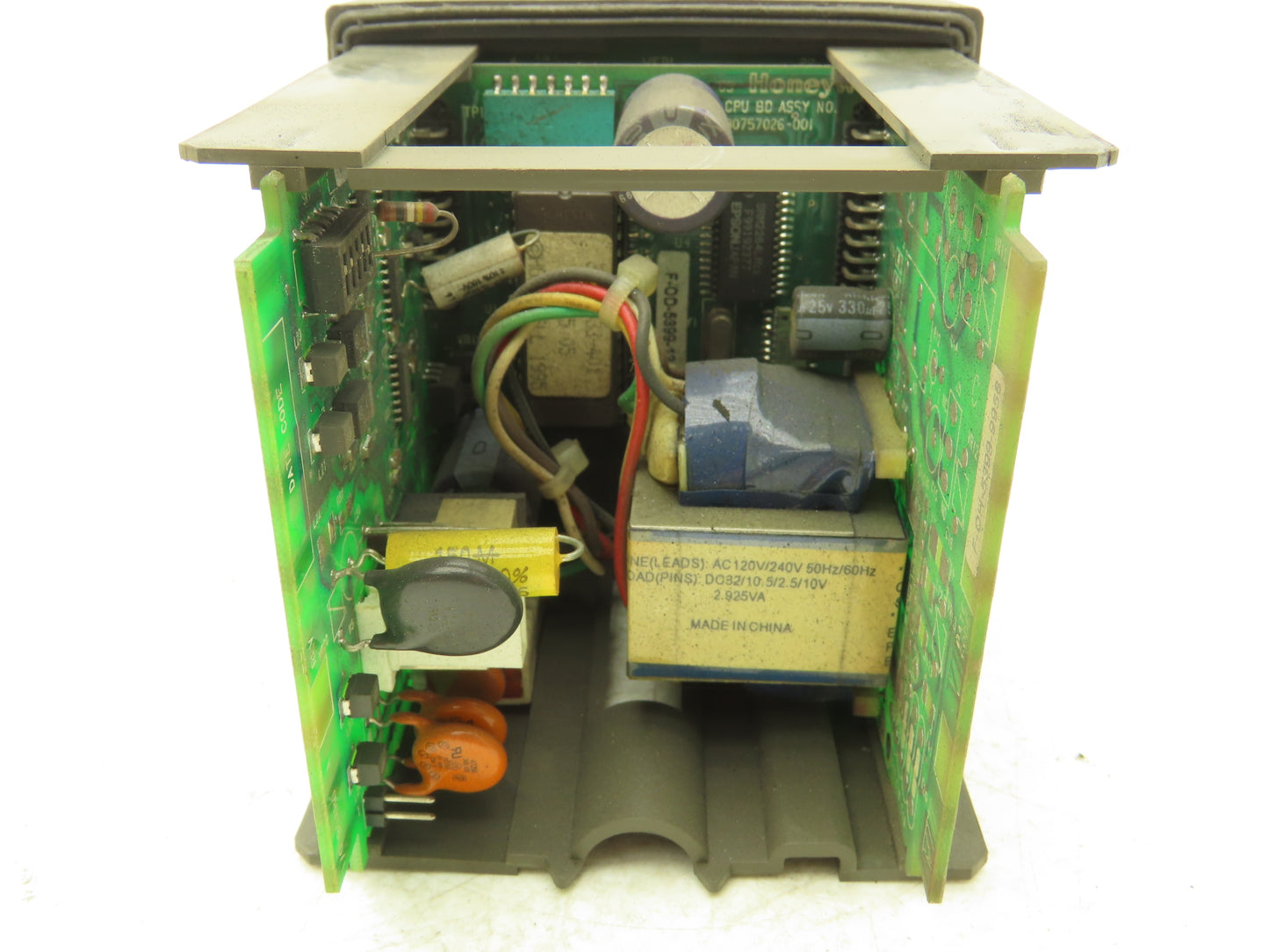 Honeywell UDC2000 Mini-Pro Temperature Controller 120VAC DC200H-0-000-10000-0