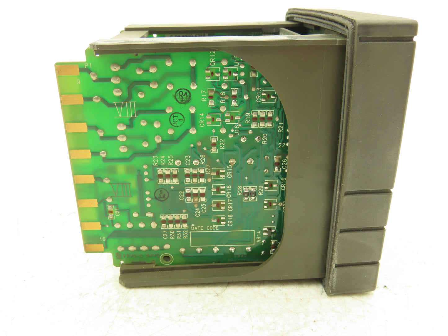 Honeywell UDC2000 Mini-Pro Temperature Controller 120VAC DC200H-0-000-10000-0