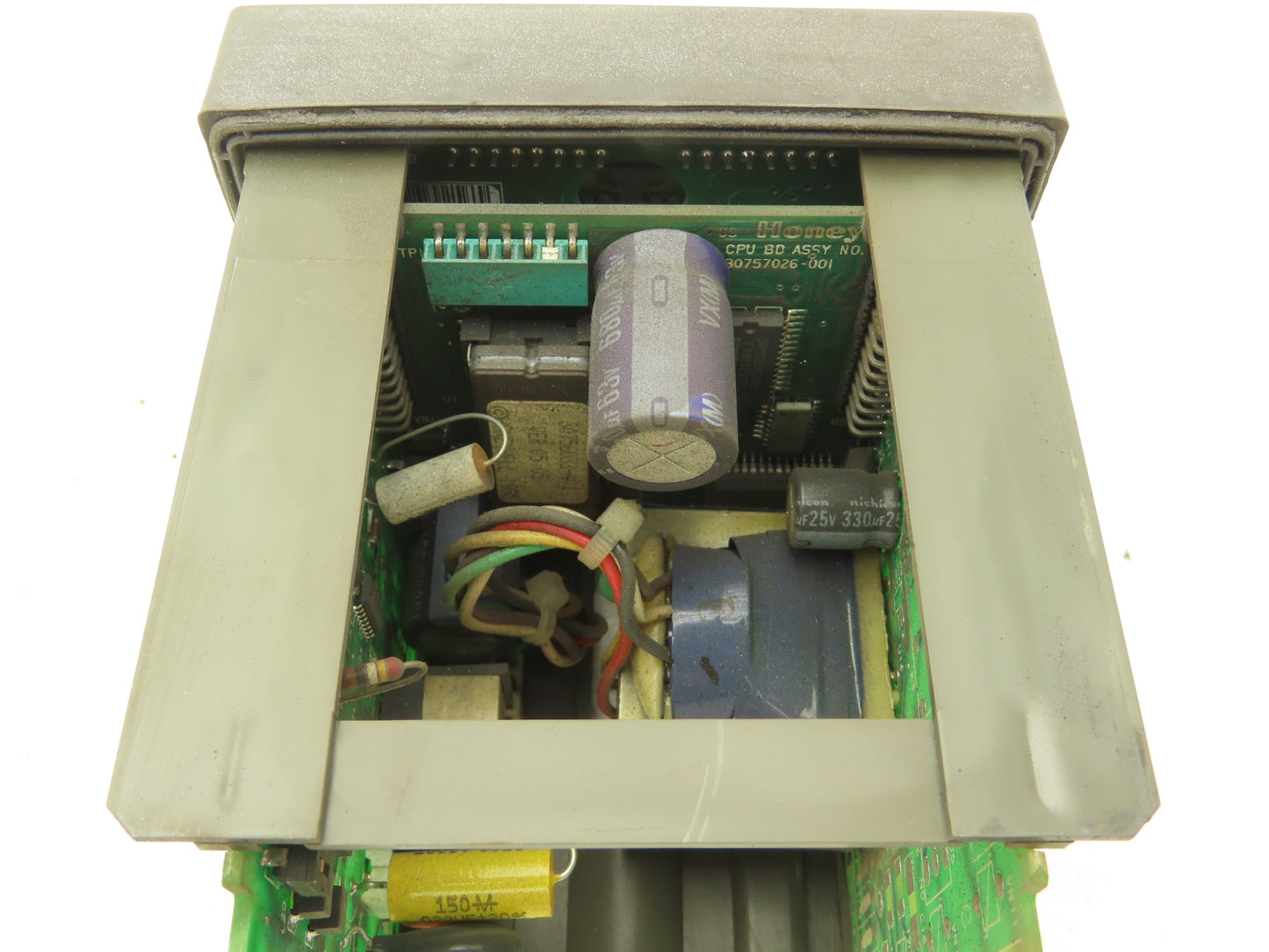 Honeywell UDC2000 Mini-Pro Temperature Controller 120VAC DC200H-0-000-10000-0
