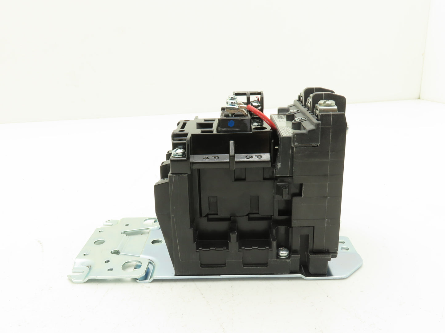 Allen Bradley 500F-AOD930 Size 0 Starter Contactor 575V 3PH 120V Coil w/Overload