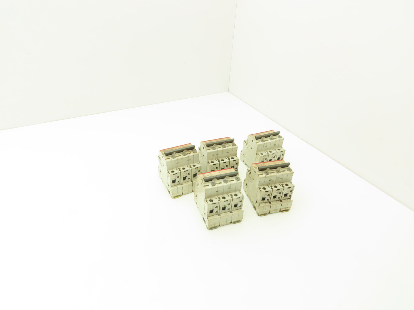 ABB S503-X16 3-Pole Circuit Breaker 16A 230/400V DIN Mountable Lot of 5