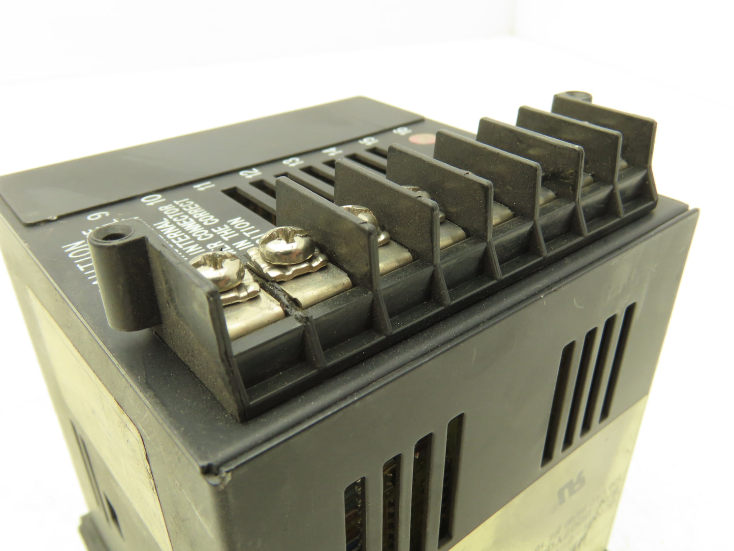 Honeywell UDC2000 Mini-Pro Temperature Controller 120VAC DC200H-0-000-1F000-0