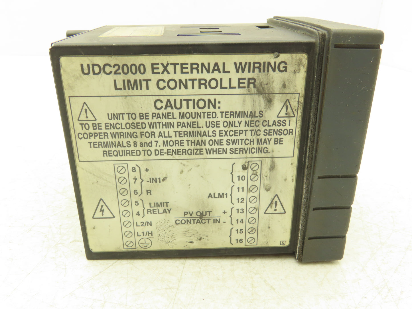Honeywell UDC2000 Mini-Pro Temperature Controller 120VAC DC200H-0-000-1F000-0