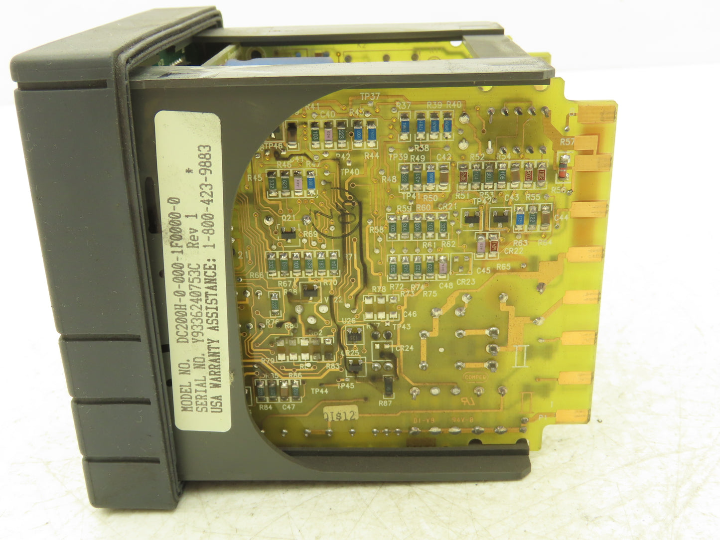 Honeywell UDC2000 Mini-Pro Temperature Controller 120VAC DC200H-0-000-1F000-0
