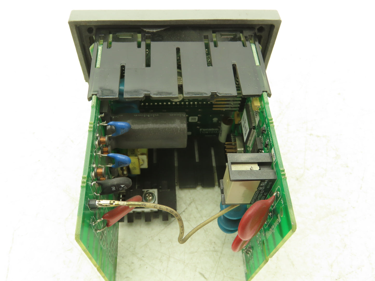 Honeywell UDC2500 Digital Temperature Controller DC2500-E0-0L00-200-10000-00-0