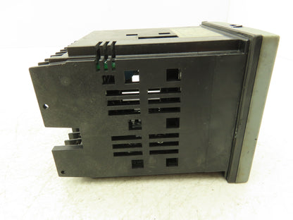 Honeywell UDC2500 Digital Temperature Controller DC2500-E0-0L00-200-10000-E0-0