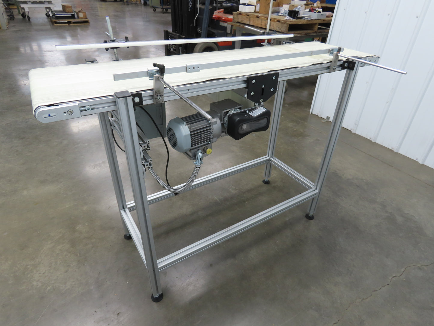 RobotUnits Type K Belt Conveyor 15.75"W x 60"L Variable Speed Center Drive 115V