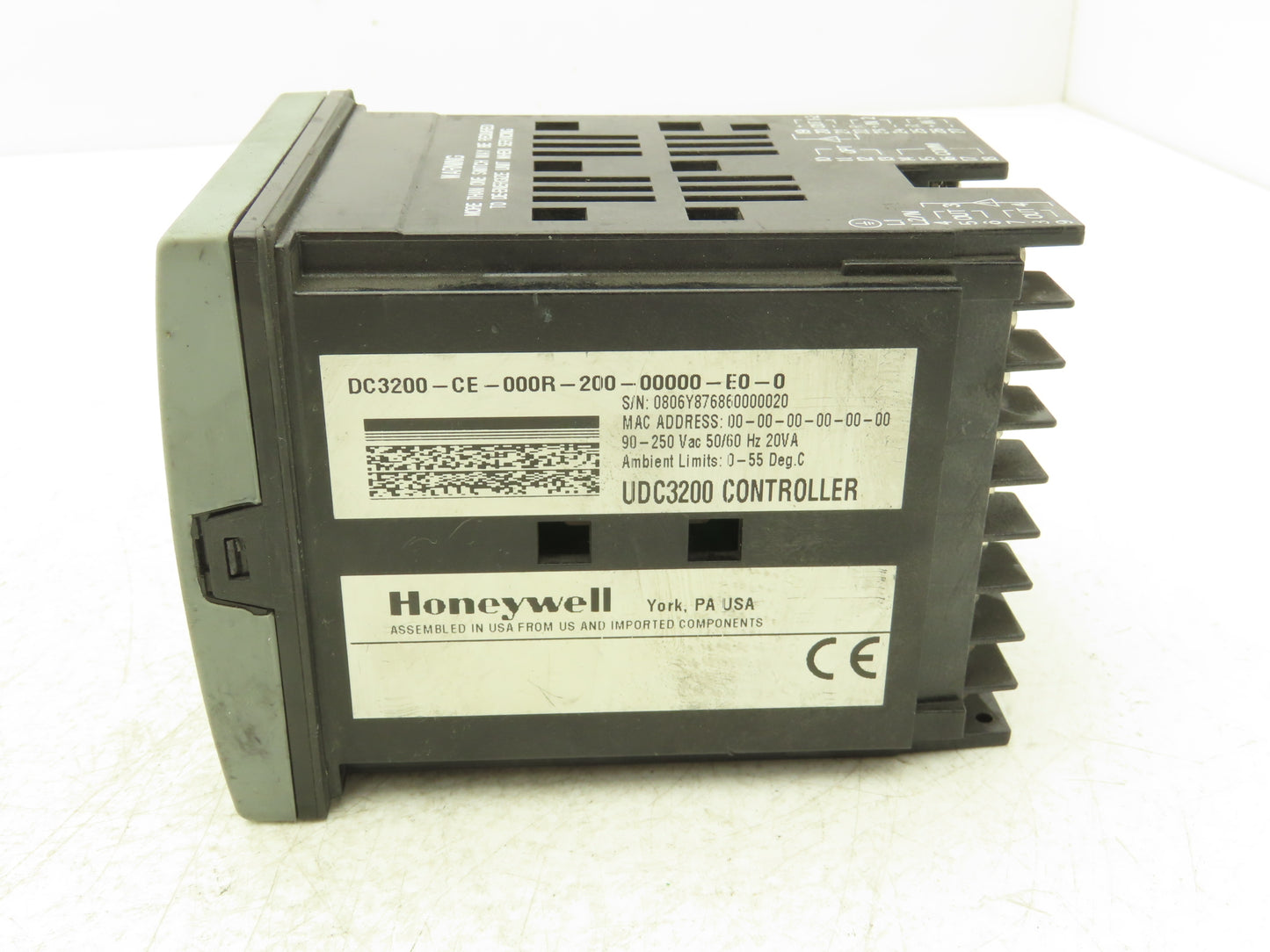 Honeywell DC3200-CE-000R-200-00000-E0-0 UDC3200 Digital Temperature Controller