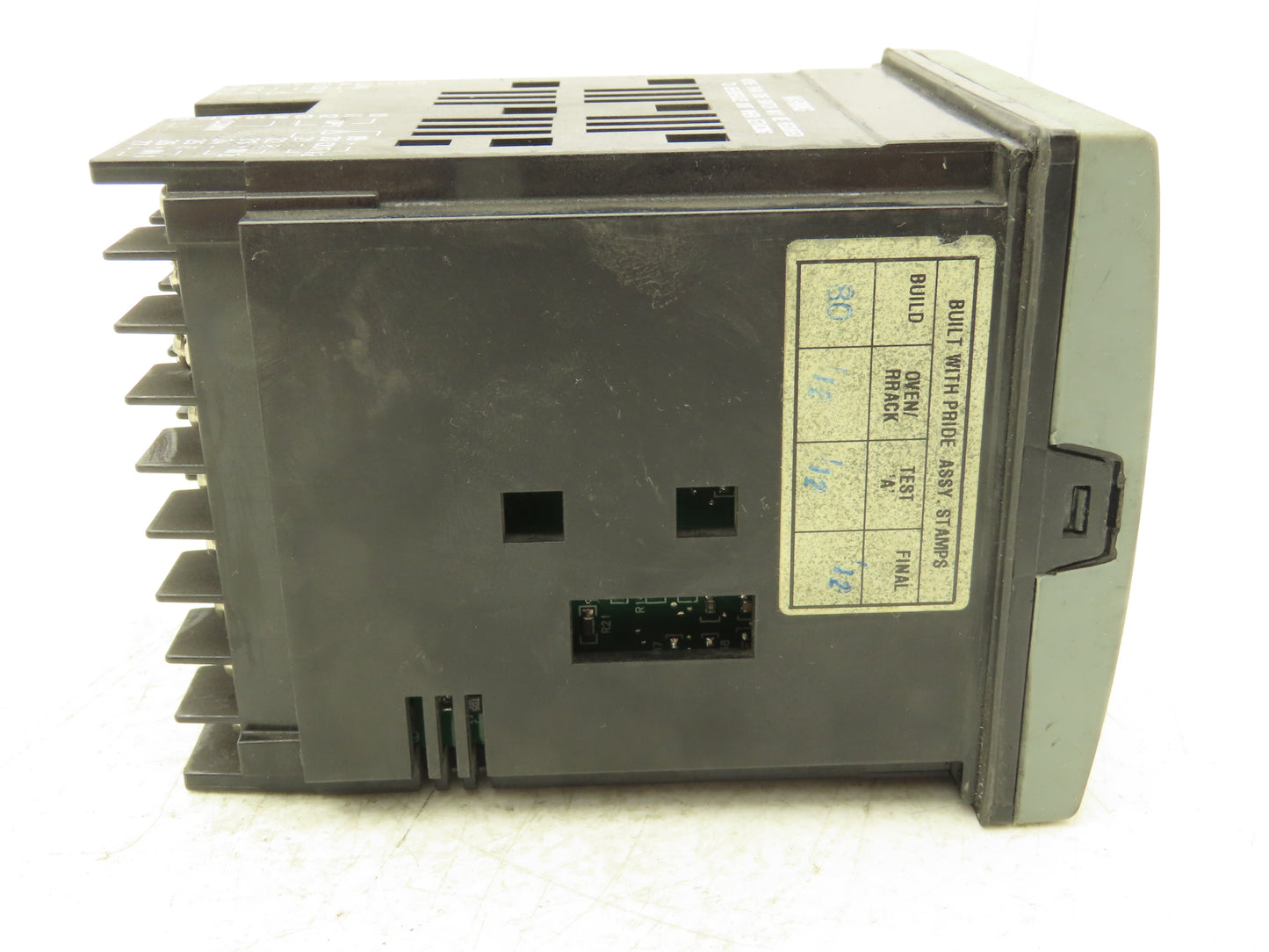 Honeywell DC3200-CE-000R-200-00000-E0-0 UDC3200 Digital Temperature Controller