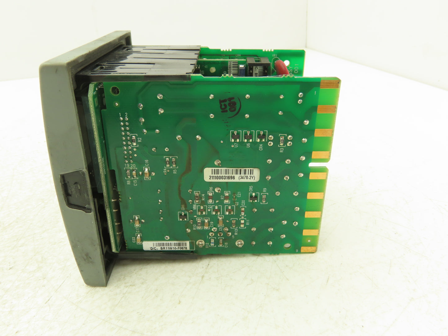 Honeywell DC3200-CE-000R-200-00000-E0-0 UDC3200 Digital Temperature Controller