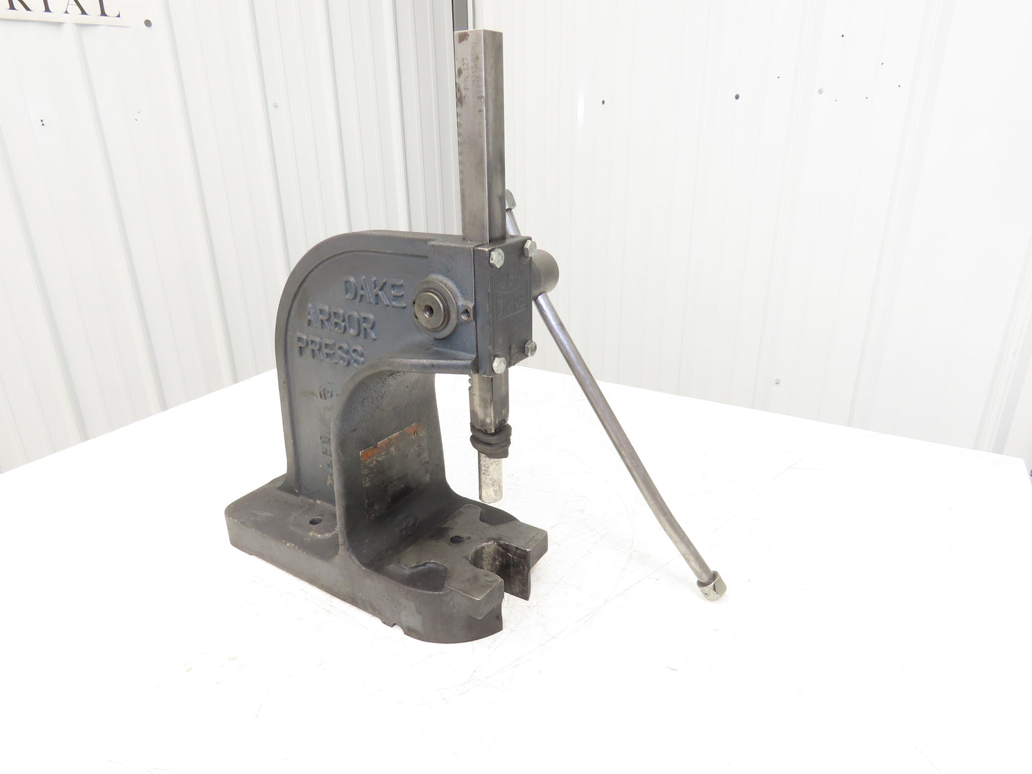 Dake Model No 0 Bench Top Arbor Press 1-1/2 Ton 4.5" Throat 7.75" Stroke