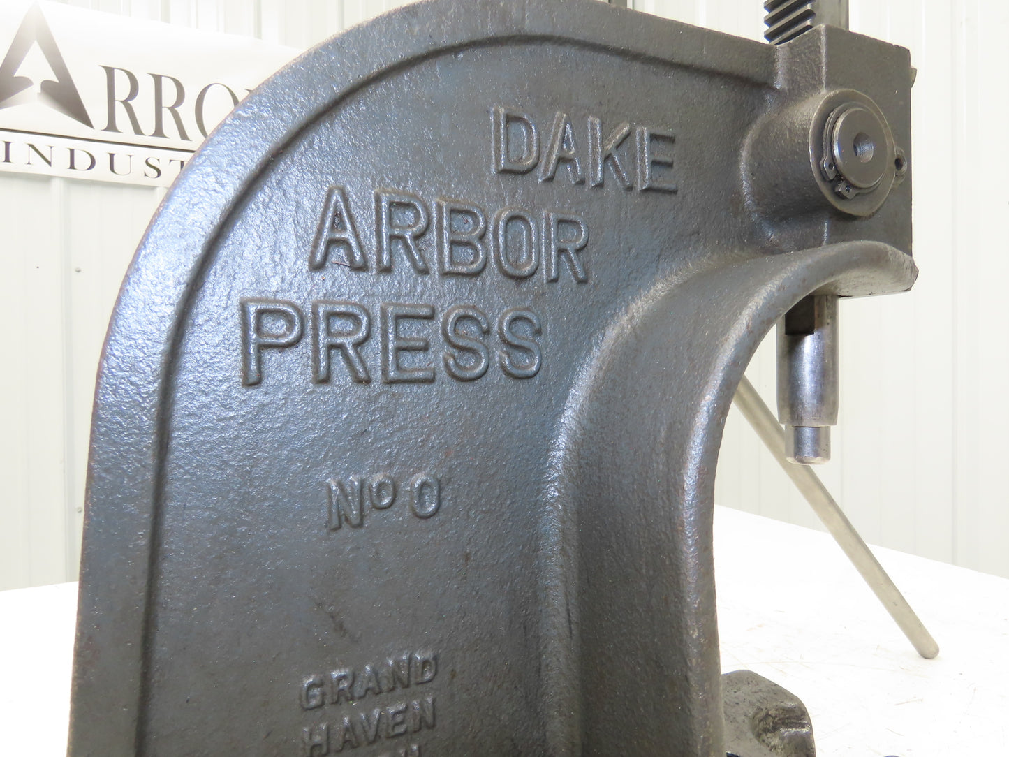 Dake Model No 0 Bench Top Arbor Press 1-1/2 Ton 4.5" Throat 7.75" Stroke
