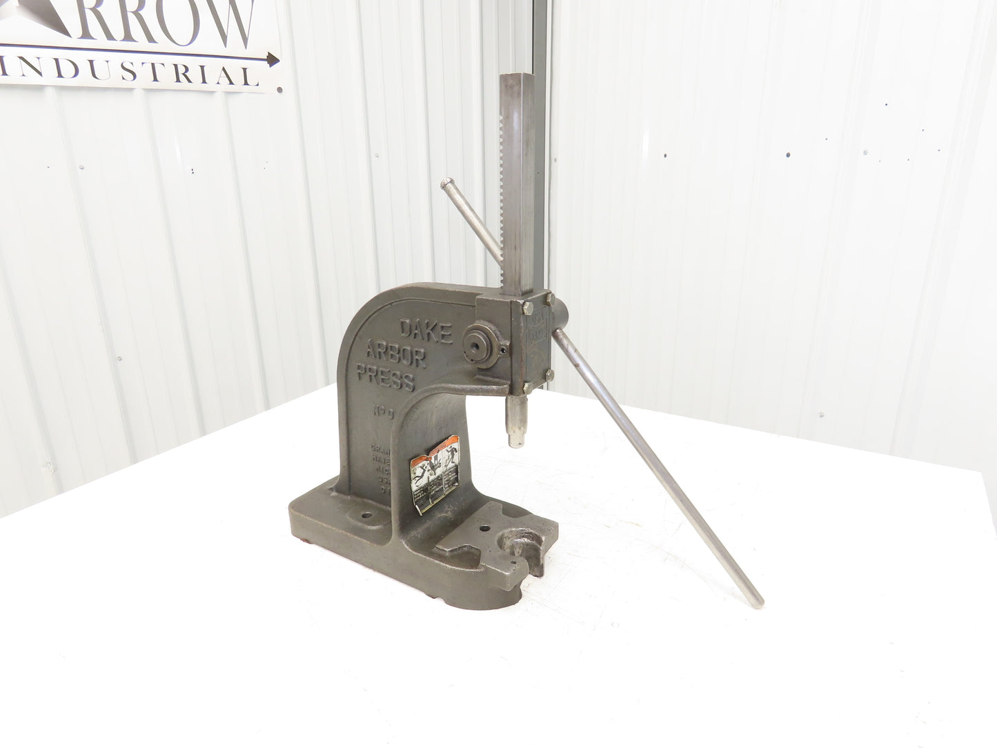 Dake Model No 0 Bench Top Arbor Press 1-1/2 Ton 4.5" Throat 7.75" Stroke