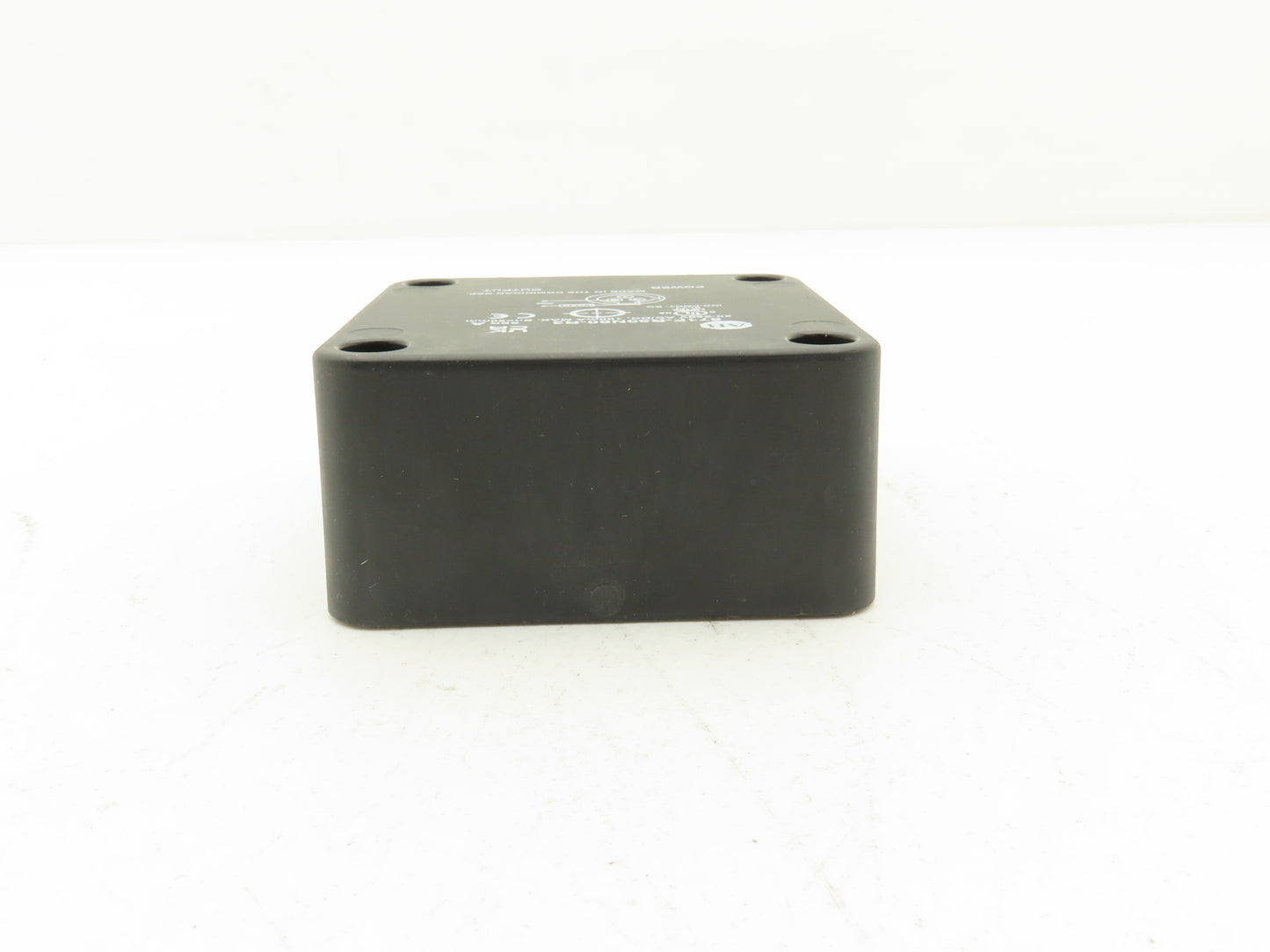 Allen Bradley 871F-R50N80-R3 Flat Pack Proximity Sensor 50mm Sensing 20-250V