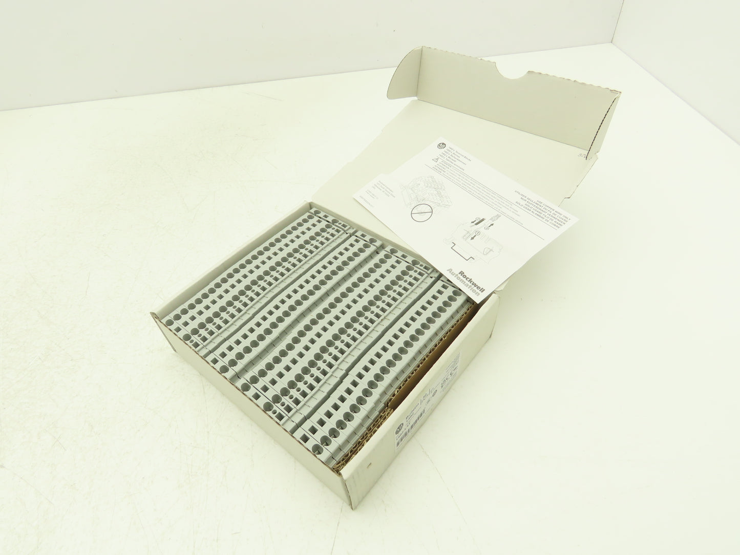 Allen Bradley 1492-L4T Feed-Through Terminal Block Gray 4mm Sq 800V Lot of 50