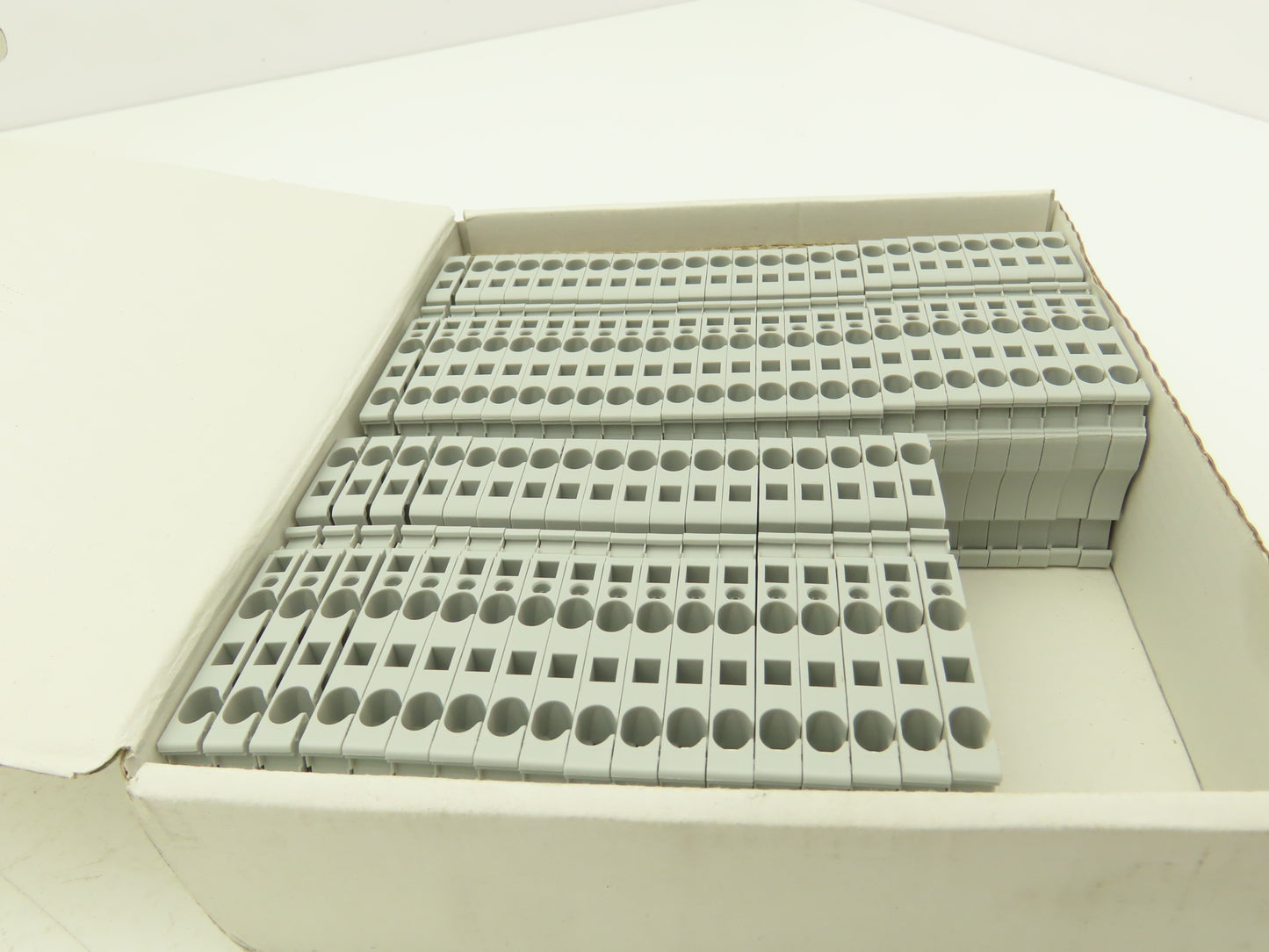 Allen Bradley 1492-L4T Feed-Through Terminal Block Gray 4mm Sq 800V Lot of 43