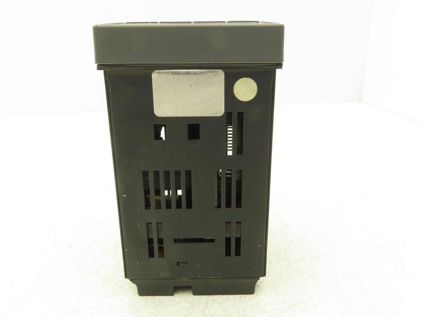 Honeywell UDC3300  Digital Temperature Controller DC330B-KE-000-20-000000-00-0