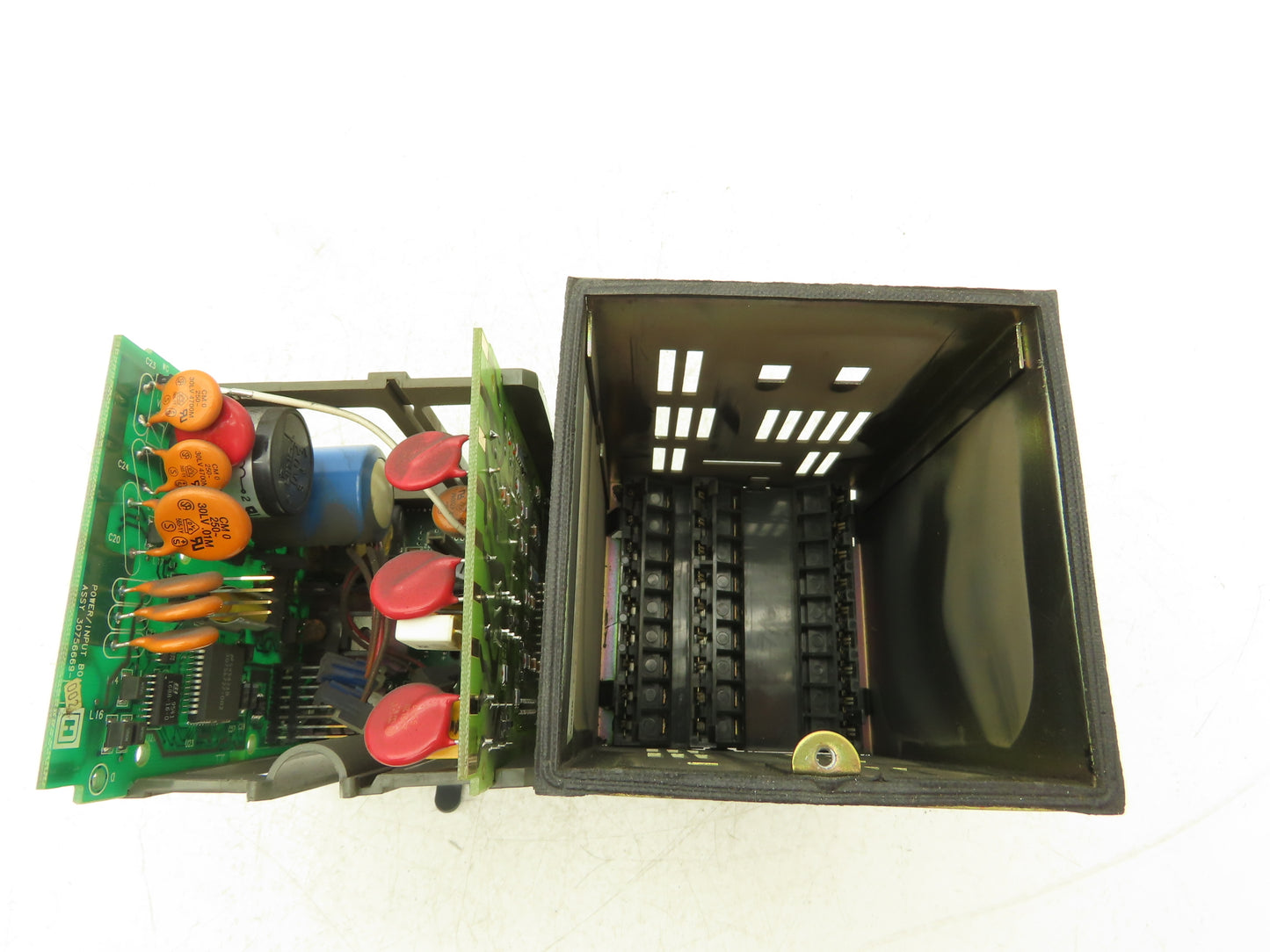 Honeywell UDC3000 Digital Temperature Controller DC300K-E-0A0-20-0000-0
