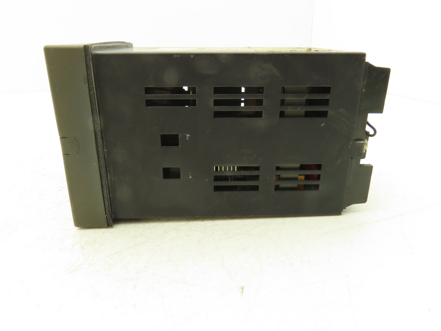 Honeywell UDC3000 Digital Temperature Controller DC300K-E-0A0-20-0000-0