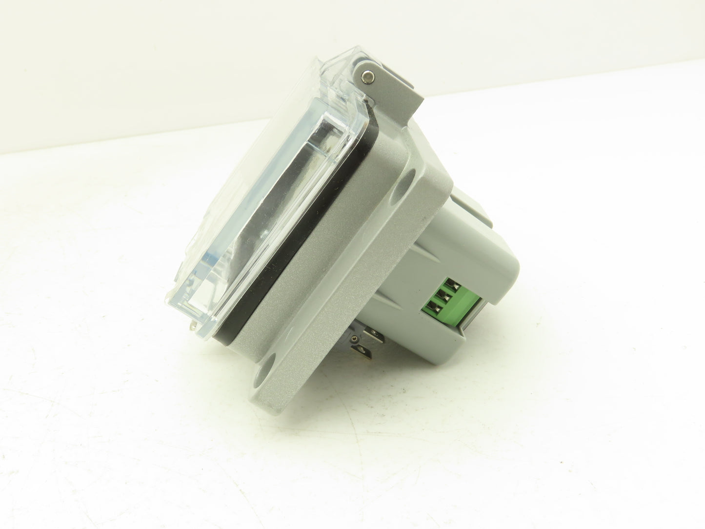 Grace Port P-R2-K3RF3 P-R2-K3RF3 GFCI N12/4 Ethernet Interface 3A CB 120VAC