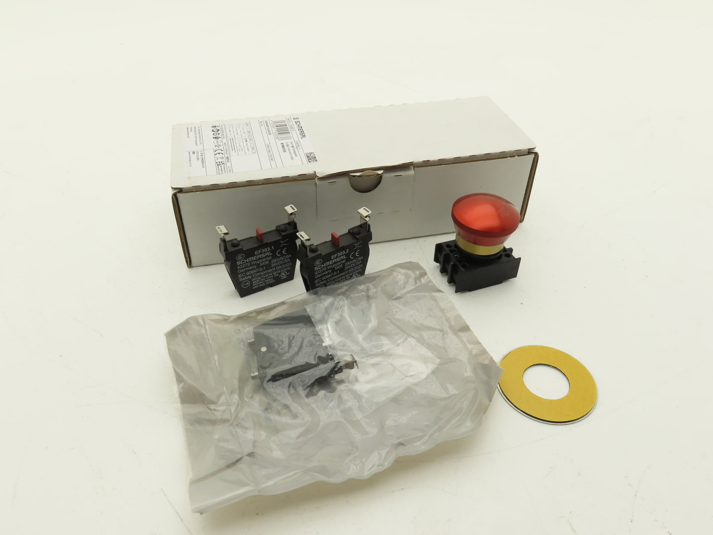 Schmersal EDRR40RT/2X303/GB E-Stop Pushbutton Kit Mushroomhead 103008214