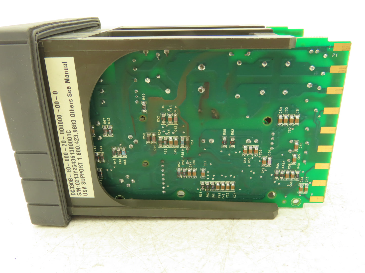 Honeywell UDC3300  Digital Temperature Controller DC330B-E0-000-20-000000-00-0