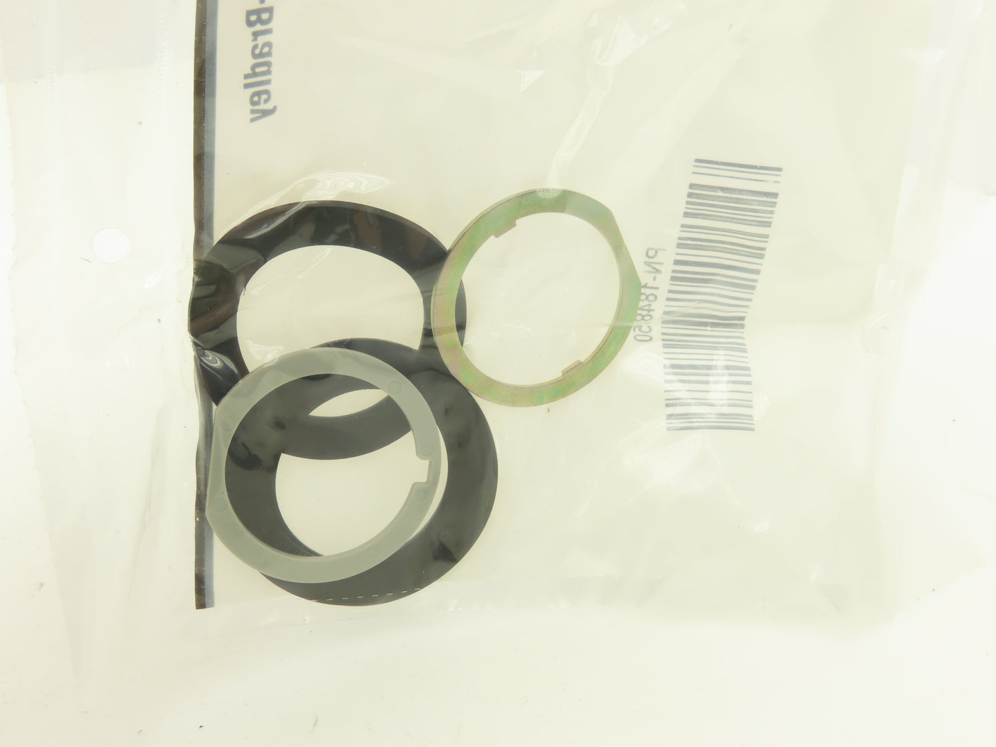 Allen Bradley 800T-PB16B Illuminated Push Button Momentary Blue 120VAC 30mm