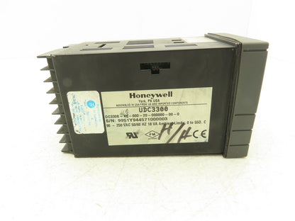 Honeywell UDC3300  Digital Temperature Controller DC330B-K0-000-20-000000-00-0