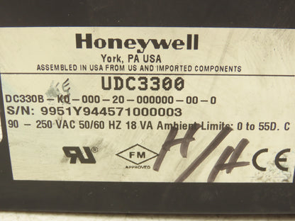 Honeywell UDC3300  Digital Temperature Controller DC330B-K0-000-20-000000-00-0