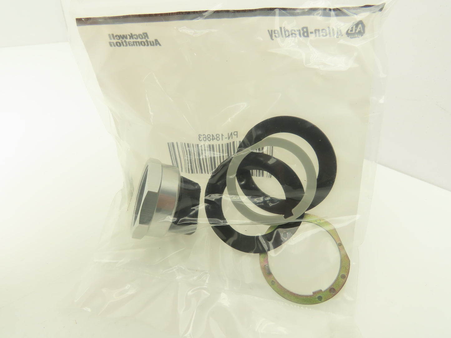 Allen Bradley 800T-H2A Selector Switch 2 Position Maintained 30mm Lot 2