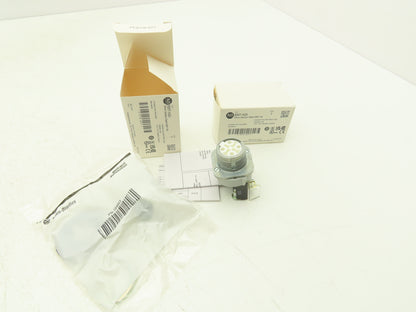 Allen Bradley 800T-H2A Selector Switch 2 Position Maintained 30mm Lot 2