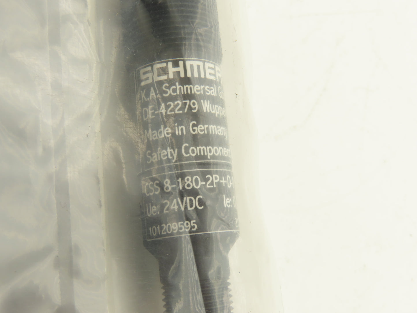 Schmersal CSS 8-180-2P+D-M-ST Electronic Safety Proximity Sensor 101209595