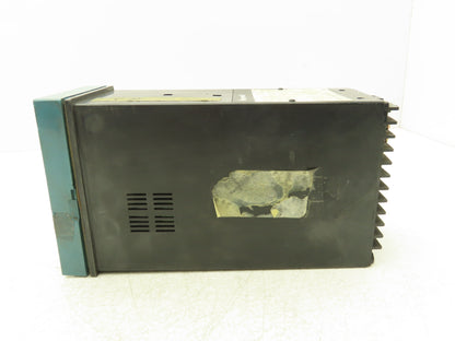 Honeywell DC4000  Digital Temperature Controller DC4000 0DTC1400000 120/240V