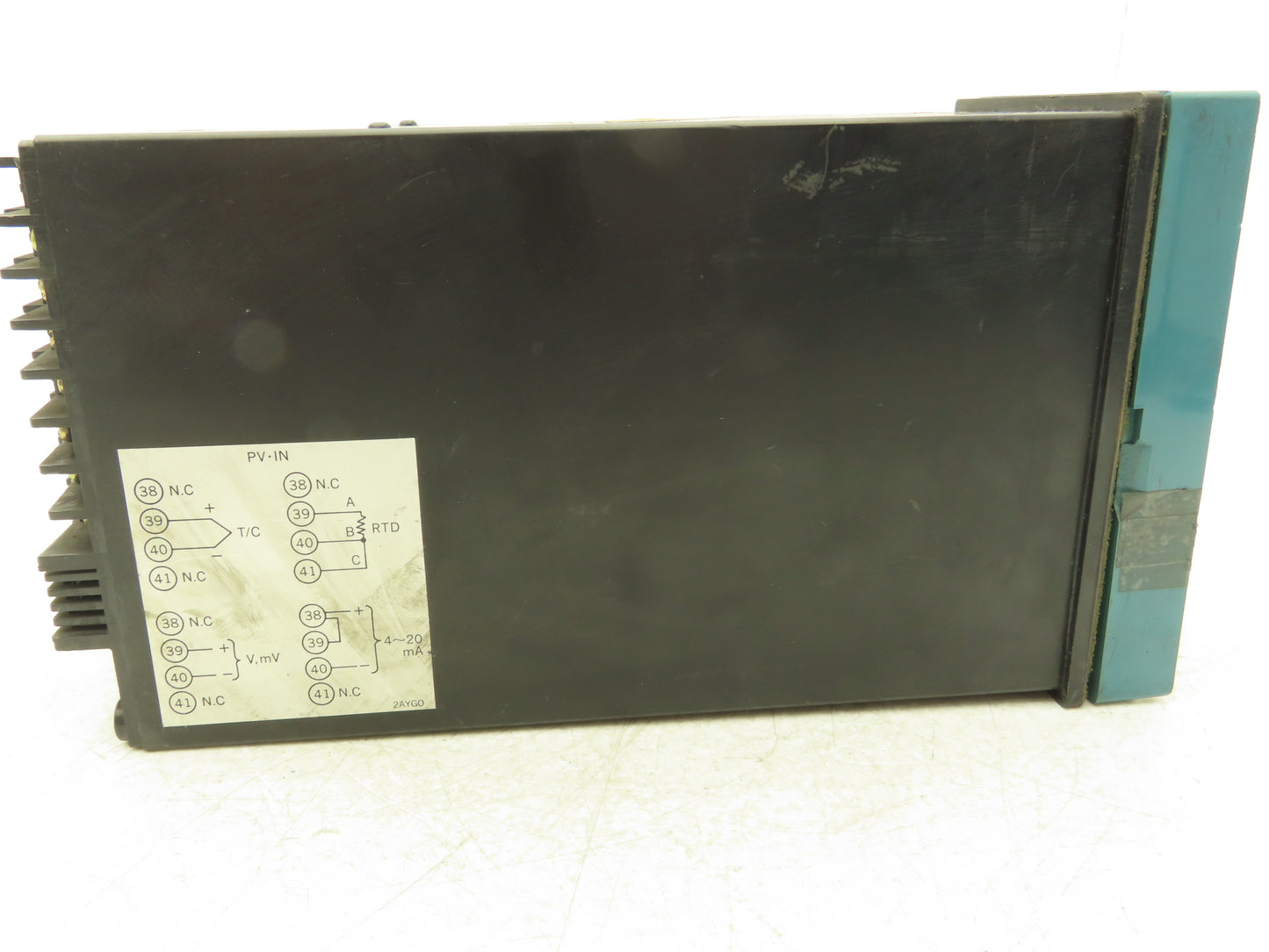 Honeywell DC4000  Digital Temperature Controller DC4000 0DTC1400000 120/240V