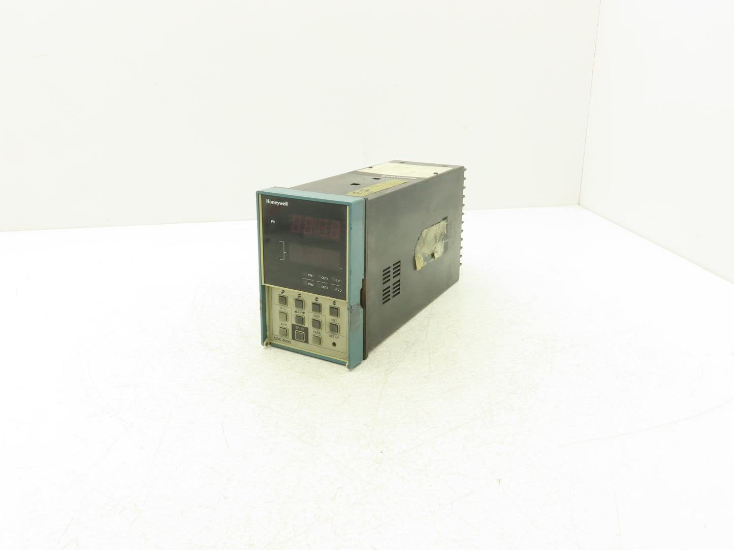 Honeywell DC4000  Digital Temperature Controller DC4000 0DTC1400000 120/240V