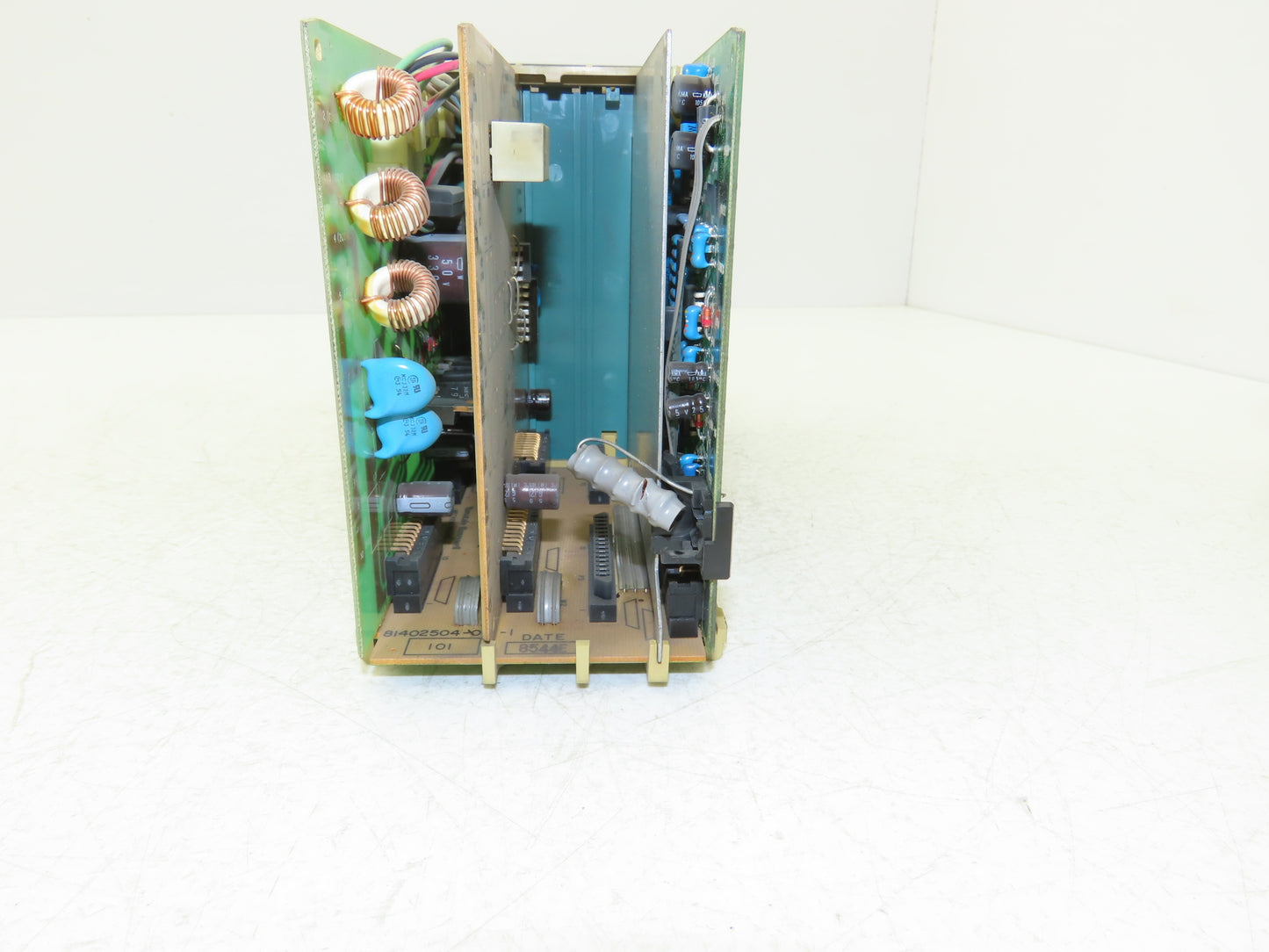 Honeywell DC4000  Digital Temperature Controller DC4000 0DTC1400000 120/240V