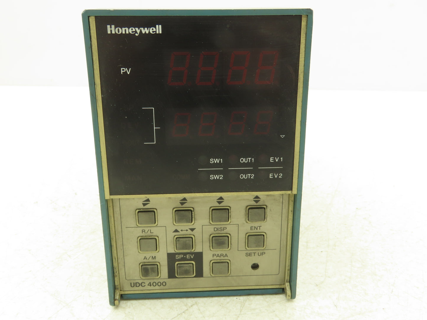 Honeywell DC4000  Digital Temperature Controller DC4000 5GTC1400000 120/240V