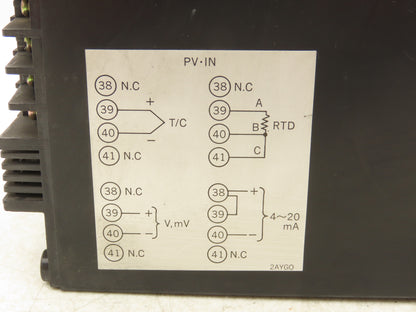Honeywell DC4000  Digital Temperature Controller DC4000 5GTC1400000 120/240V