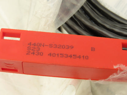 Allen Bradley 440N-S32039 SensaGuard Safety Non Contact Switch No Actuator