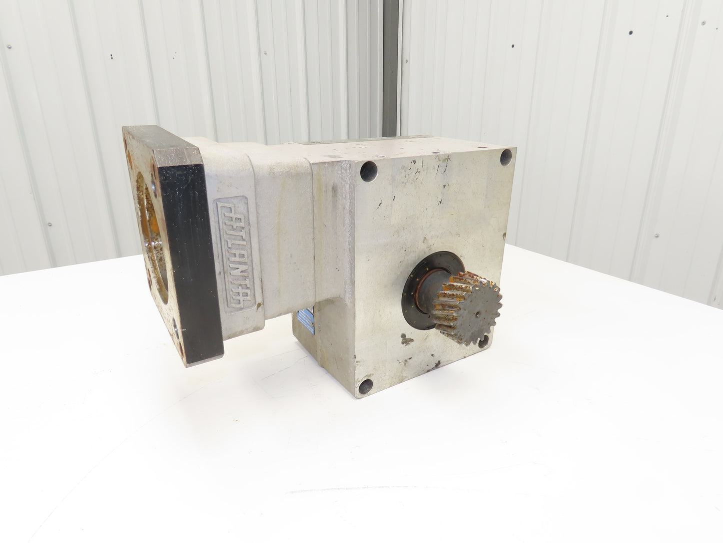 Atlanta 59 05 009 Servo Worm Gearbox 9.25:1 Reducer 10.3kw 324rpm Hollow Shaft