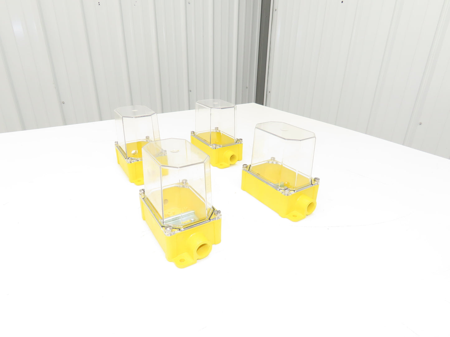 Banner 26683 BENC-4 Sensor Module Enclosure DIN Rail NEMA-4X  Lot of 4